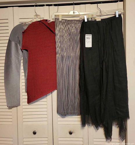 Women's Clothing - Lola Lempicka & Issey Miyake ++ (1 of 12)