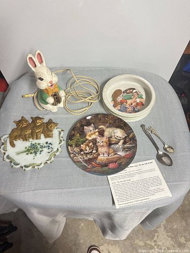 Vintage Bunny Lamp, Kittens Plate & Porcelain Cat Dish Lot (1 of 7)