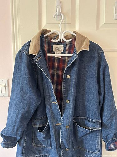 Lot of 4 jackets (1 of 9)