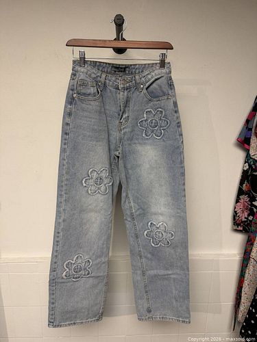 Cali 1250 jeans woman (1 of 3)