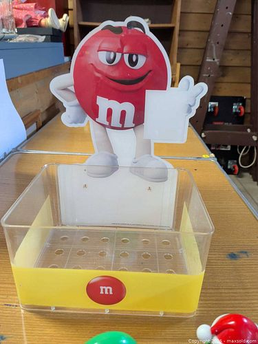 M&M's / Mars Plastic Collectible Figurines with Retail Display (1 of 14)