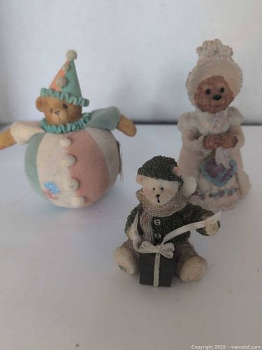 Victorian-Style Bear & Clown Christmas Mini Figurine Set (1 of 8)
