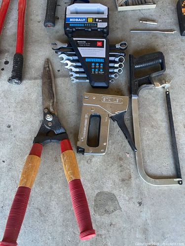 Assorted Hand Tool Set with Hacksaws, Wrenches & More (1 of 15)