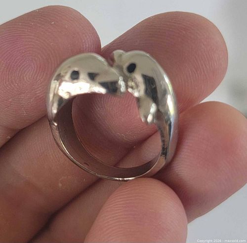 Silvertone Interlocking Dolphin Ring (1 of 4)