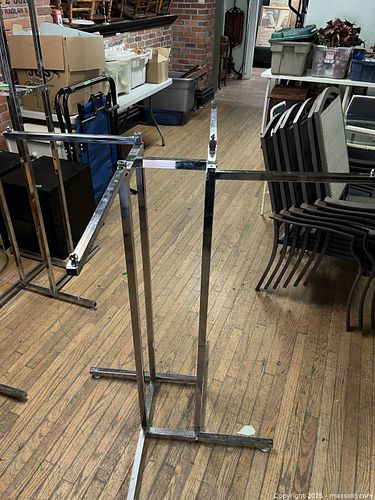 Chrome Height-Adjustable Clothing Display Rack, 4 Arms (1 of 4)
