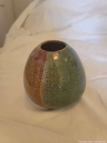 Lot #9 (1 of 8)