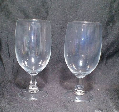 Set of 2 Clear Glass Goblets — 12 oz, Approx. 7 in Tall (1 of 3)