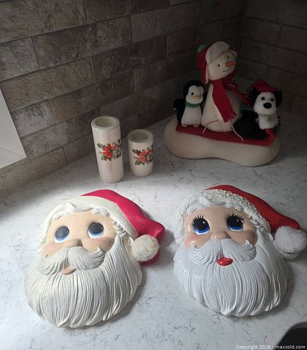 Vintage Christmas ceramic and plush holiday lot (1 of 20)