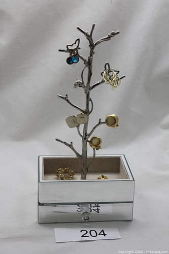 Jewellery Tree (1 of 3)