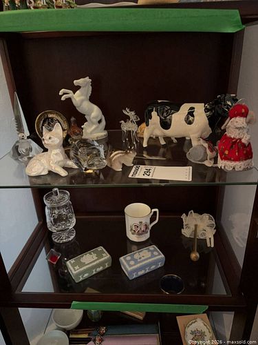 Mixed Vintage Collectibles: Wedgwood Jasperware, Porcelain, Glass, Mug B (1 of 15)