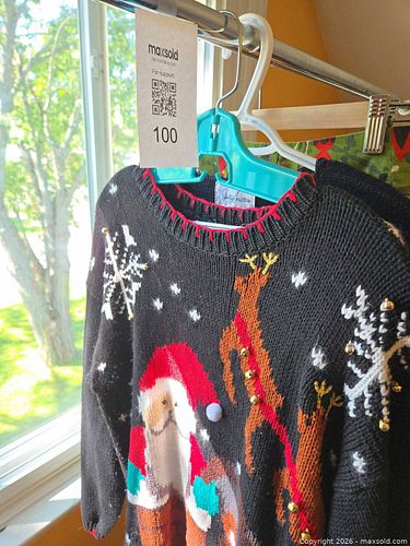 Vintage Christmas Themed Clothing Lot (1 of 6)