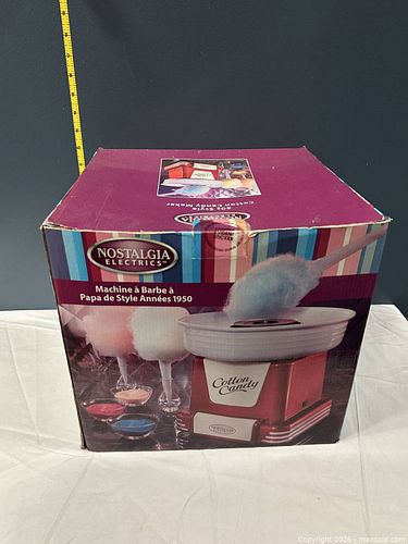 Nostalgia Electrics Red & White Cotton Candy Machine (1 of 7)