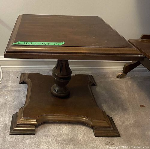 Traditional Mahogany Veneer Side / Pedestal Table (1 of 5)