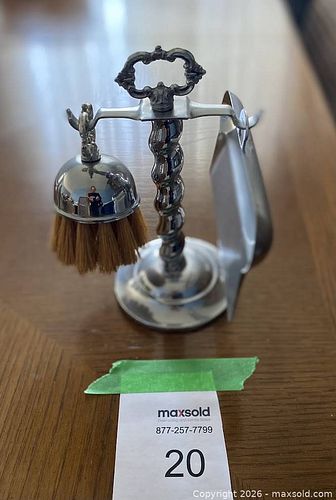 Victorian Ornate Silver-Plated Crumb Brush and Dustpan Set (1 of 4)