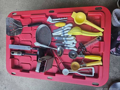 Kitchen utensils  (1 of 5)