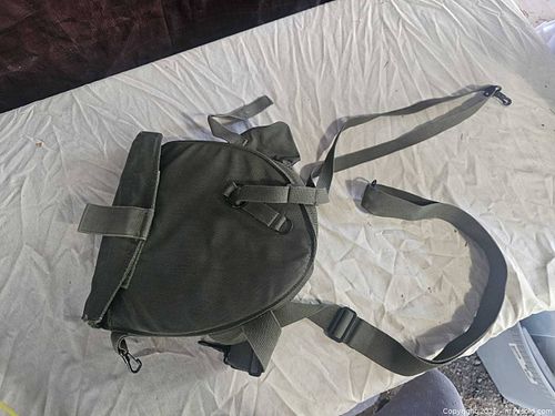 Military bag (1 of 4)