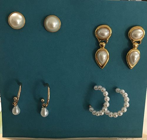 Costume Jewelry (1 of 5)