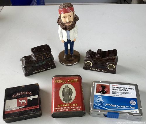 Collection of vintage items (1 of 5)