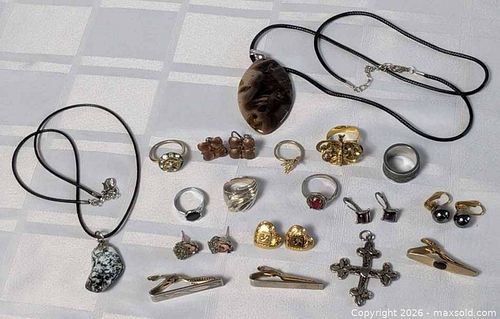 MIXED JEWELRY LOT (1 of 20)