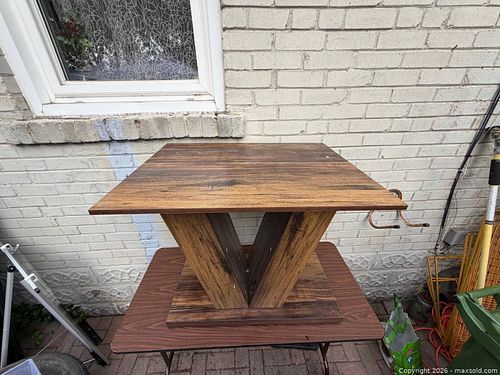 V-Base Brown End Table, Engineered Wood Veneer  (1 of 4)