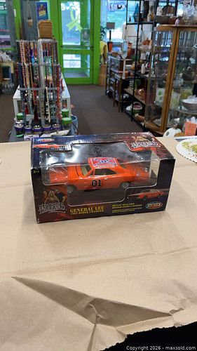 Lot #25 (1 of 6)