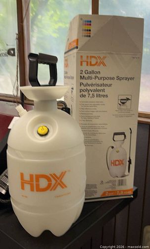 HDX 2 Gallon Hand Pump Sprayer - Polyethylene (1 of 4)