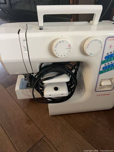 Janome Mechanical Portable Sewing Machine, White (1 of 5)