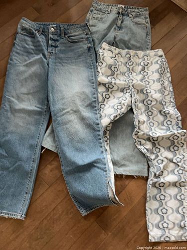 Lot of 3 Women's Denim & Cotton Blend Jeans, Size US 6 (1 of 7)