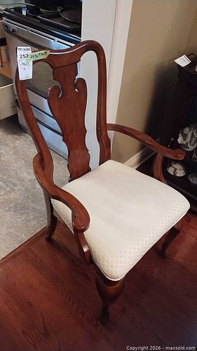Dining/Armchair  C (1 of 13)