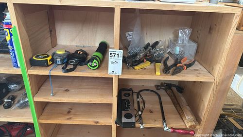 Hand Tools Lot with Pliers, Hammers, Tape Measures B (1 of 16)