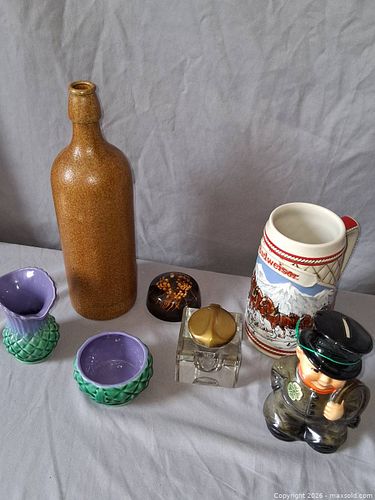 Mixed Collectibles Lot: Budweiser Stein & Govancroft Pineapple Ware. (1 of 14)