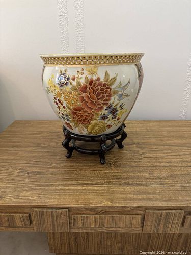 Lot #14 (1 of 5)