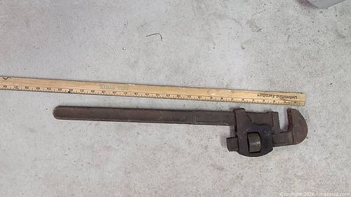plumbers wrench (1 of 3)