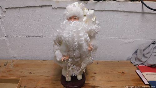 Santa figure (1 of 3)