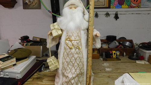 White Santa (1 of 3)