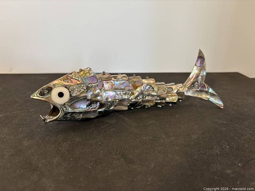 Articulated Fish Bottle Opener (1 of 4)
