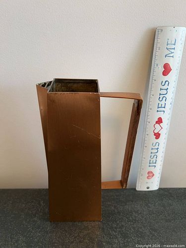 Lot #48 (1 of 6)