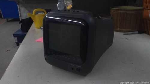 Lot #98 (1 of 4)