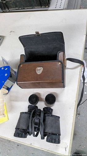 Bushnell binoculars (1 of 6)
