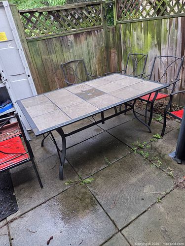 Patio/Garden Furniture (1 of 6)