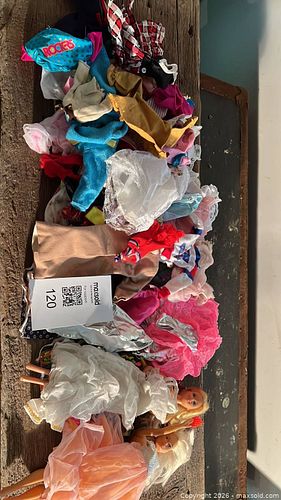 Doll - Barbie Clothes (1 of 3)