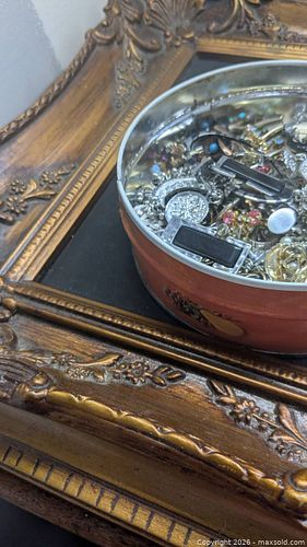 Lot of Costume Jewelry (1 of 9)