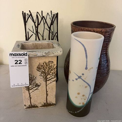 Pottery & Glass Vases (1 of 7)