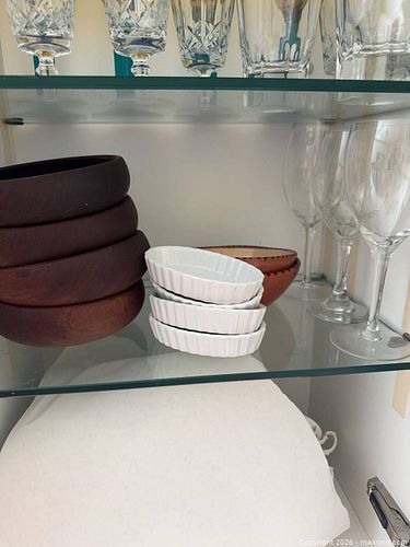 Kitchen lot (1 of 6)
