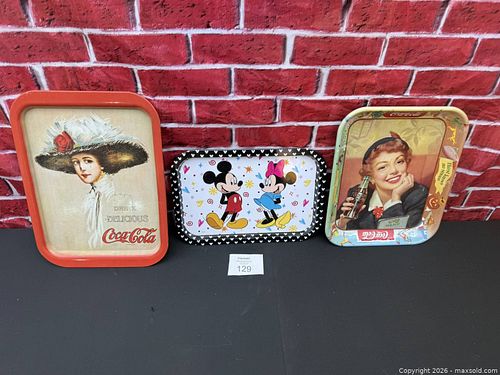  Collectible tin Tray (1 of 9)