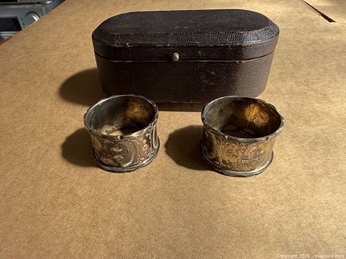 Pair of Sterling Silver Napkin Rings with British Hallmarks (1 of 17)