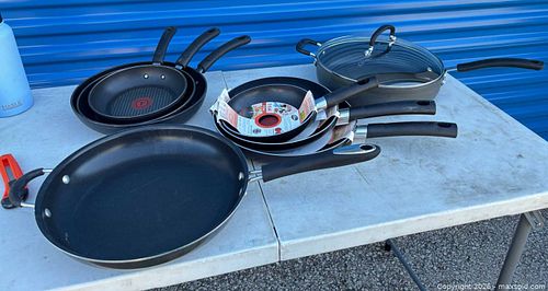 T-fal Pans A (1 of 16)