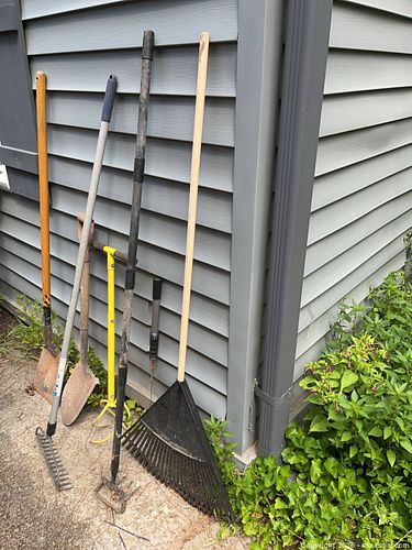 Garden & Hand Tool Set, 6–8 Pieces (1 of 9)