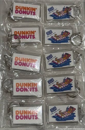 Lot of 10 Vintage Dunkin' Donuts Promotional Logo Keychains (1 of 3)