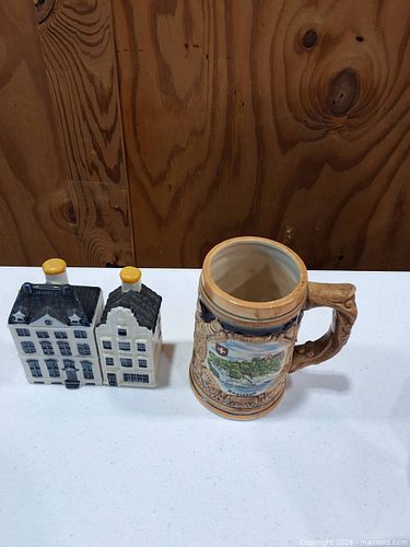 Collectible ceramics, KLM Delft houses & Atlas N scale model kit lot (1 of 3)